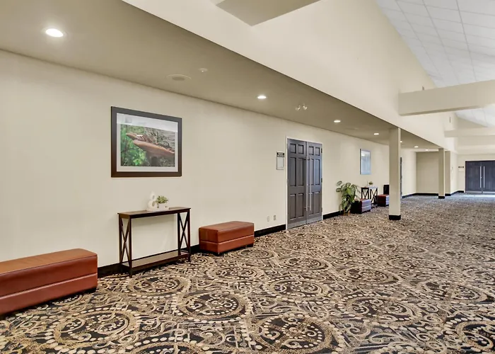 Superior Inn Hotel And Conference Centre Thunder Bay